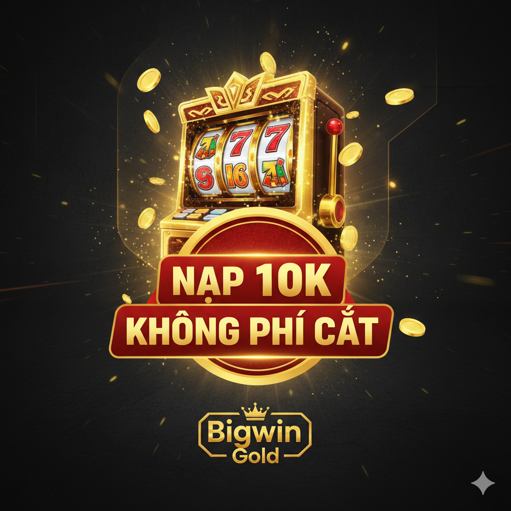 Một hình ảnh bắt mắt và mạnh mẽ cho trang bìa, chủ đạo là tông màu vàng kim và đen, thể hiện sự giàu có và uy tín. Trung tâm là một máy slot ảo rực rỡ (kiểu như Gates of Olympus hoặc Sweet Bonanza) với hiệu ứng ánh sáng lấp lánh và các đồng xu vàng đang rơi xuống. Nổi bật một banner kỹ thuật số lớn hoặc một huy hiệu tròn màu đỏ-vàng với dòng chữ "DEPO 10K TANPA POTONGAN" (hoặc Tiếng Việt là "NẠP 10K KHÔNG PHÍ CẮT") bằng phông chữ đậm. Phía dưới có logo giả định của Bigwingold.com (chỉ dùng chữ Bigwin Gold) và một biểu tượng vương miện nhỏ, nhấn mạnh tính 'big win' và 'gold'. Bố cục năng động, góc nhìn từ trên cao một chút.